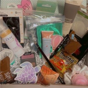 Deluxe Self-care Box Motivational, Makeup, Care tools, Books, Snacks, And More